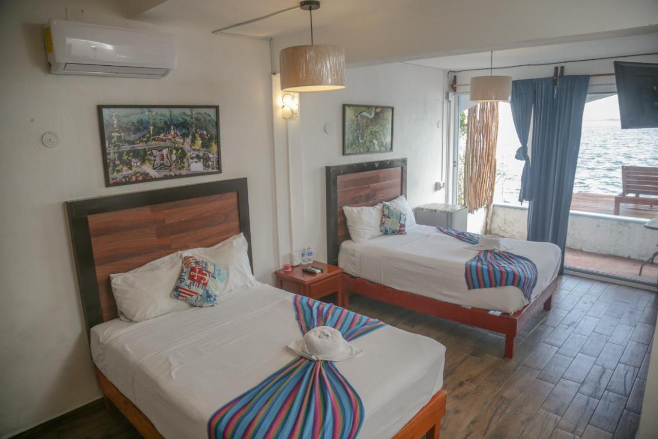 Seven Blue House Village & Alojamento de Turismo Selvagem *