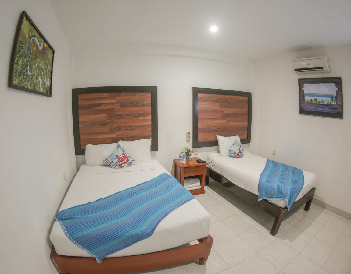 Seven Blue House Village & Alojamento de Turismo Selvagem *
