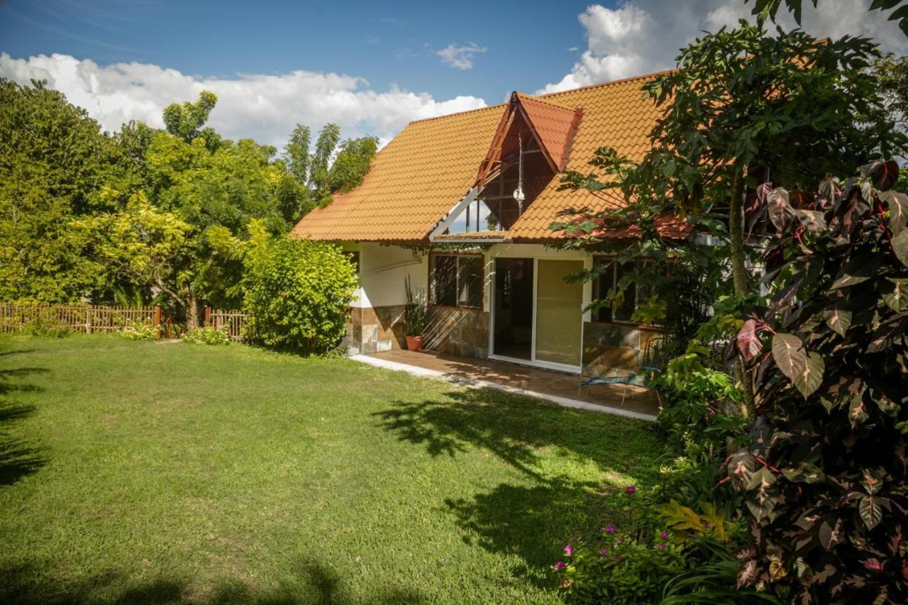 Seven Blue House Village & Bacalar
