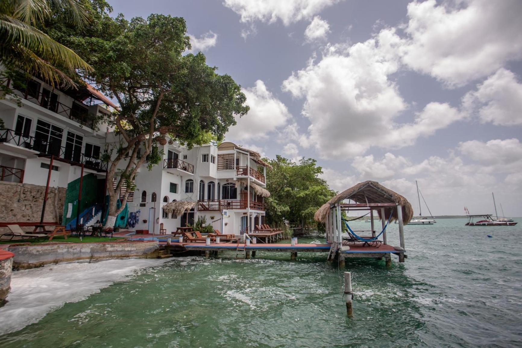 Seven Blue House Village & Alojamento de Turismo Selvagem